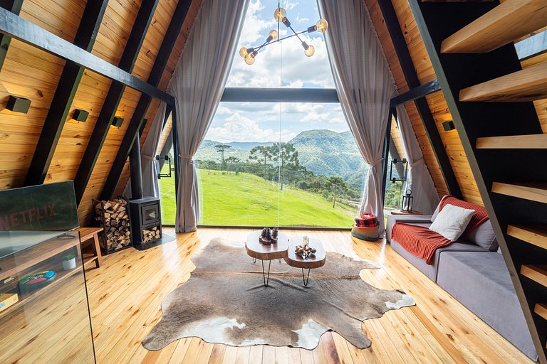 Cabana Com Banheira e Vista Para As Montanhas