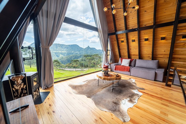 Cabana Com Banheira e Vista Para As Montanhas