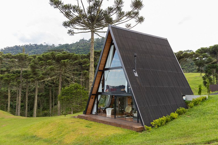 Cabana Com Banheira e Vista Para As Montanhas