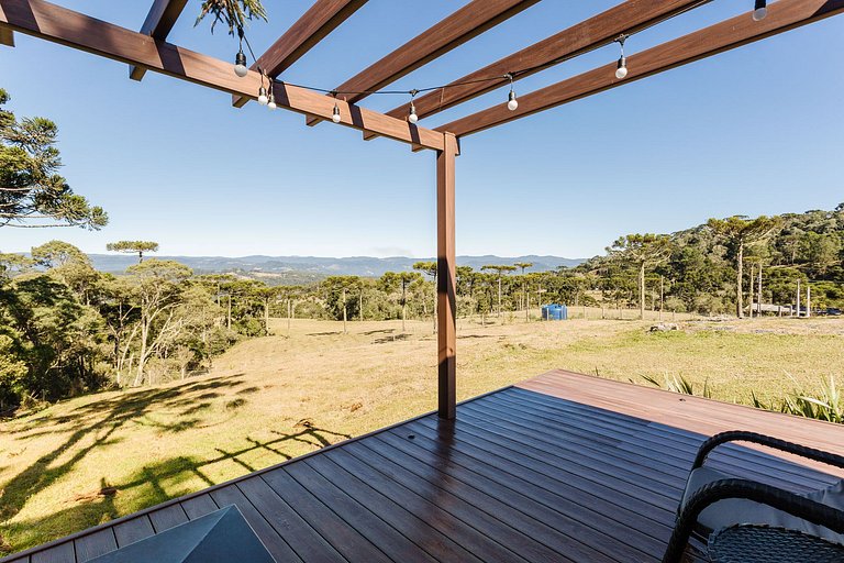 Cápsula Futurística - Lua. Vista Sensacional.