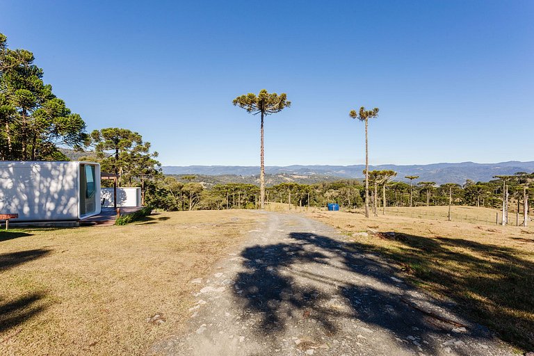 Cápsula Futurística - Lua. Vista Sensacional.