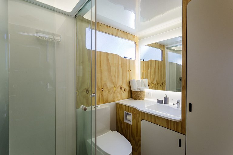 Cápsula Futurística - Lua. Vista Sensacional.