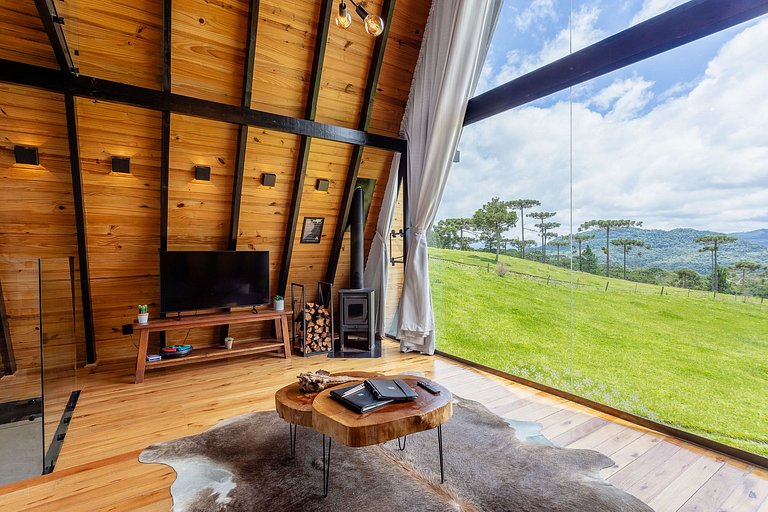 Cabana Com Banheira e Vista Para As Montanhas