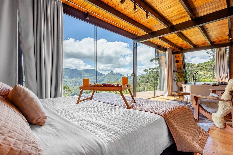 Cabana Com Banheira e Vista Para As Montanhas