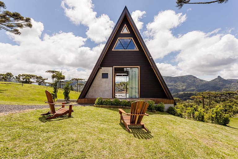 Cabana Com Banheira e Vista Para As Montanhas