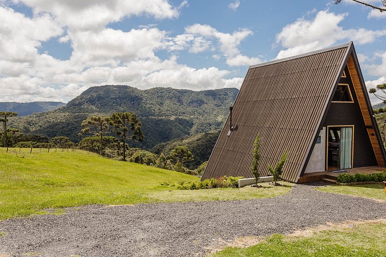 Cabana Com Banheira e Vista Para As Montanhas