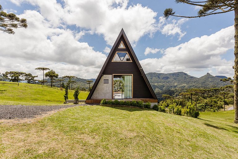 Cabana Com Banheira e Vista Para As Montanhas