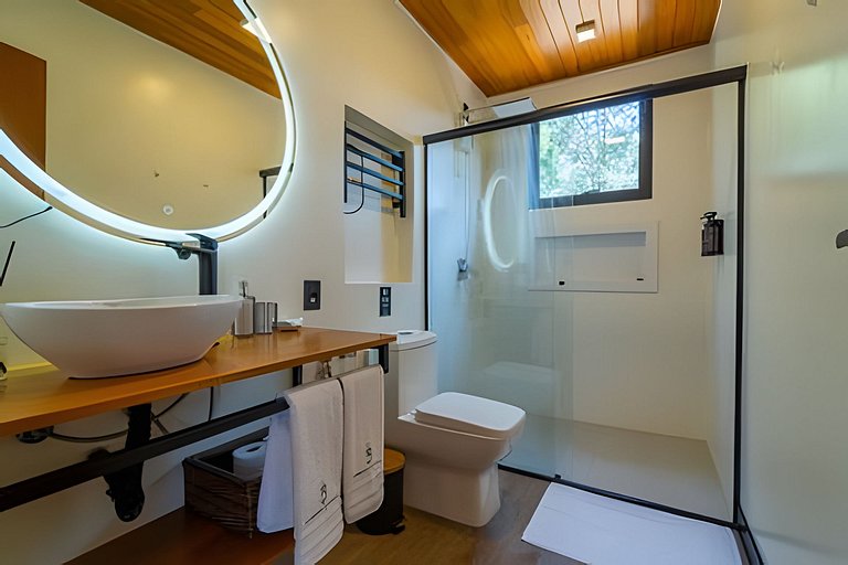 Cabana Imersa Na Natureza -  Conforto e Requinte.