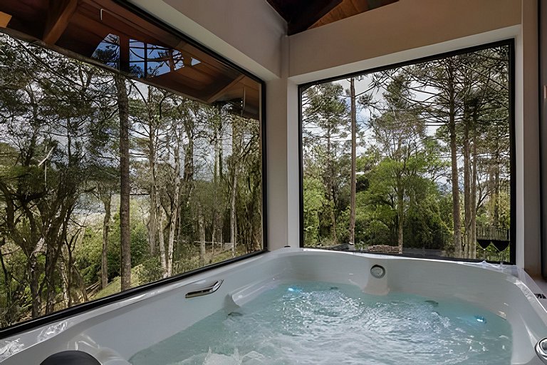 Linda Cabana Com Hidro, Lareira e Prox ao Centro.