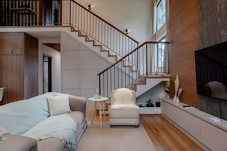 Linda Cabana Com Hidro, Lareira e Prox ao Centro.