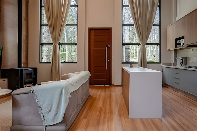 Lindo Chalé Com Lareira, Hidro e Próximo ao Centro