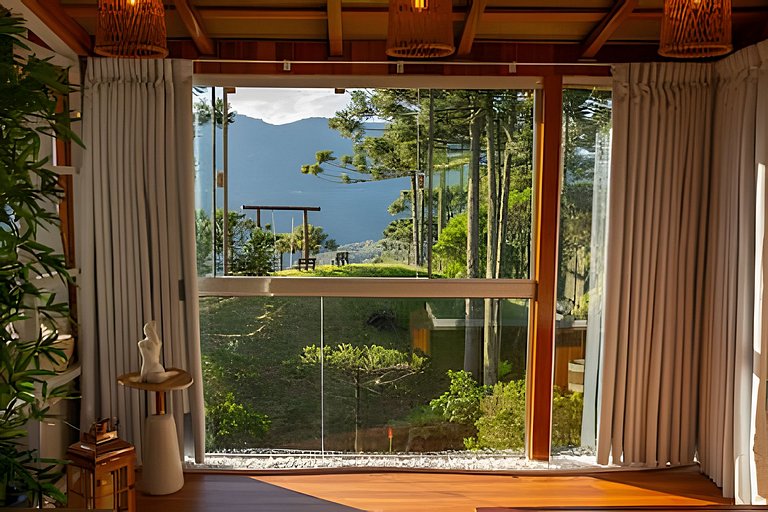 Com Banheira de Hidromassagem e Uma Vista Incrível