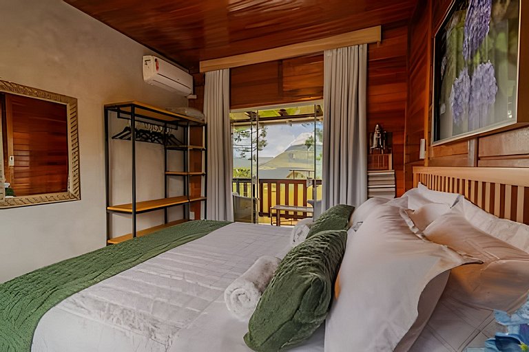 Com Banheira de Hidromassagem e Uma Vista Incrível