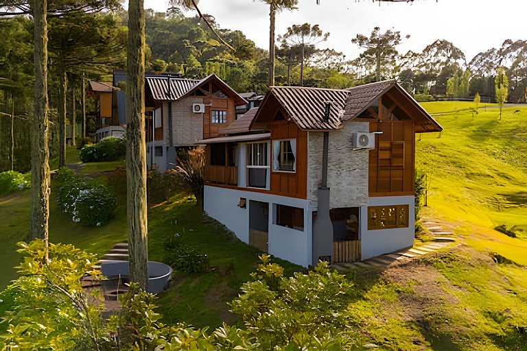 Um Verdadeiro Refúgio com Hidro e Uma Linda Vista