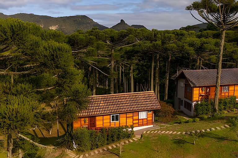 Um Verdadeiro Refúgio com Hidro e Uma Linda Vista